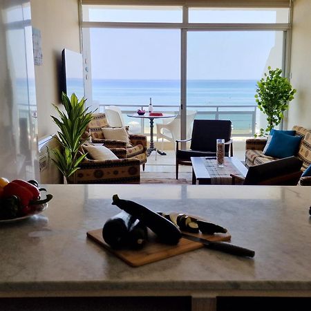 לרנקה Makenzy Sandy Beachfront Paradise מראה חיצוני תמונה