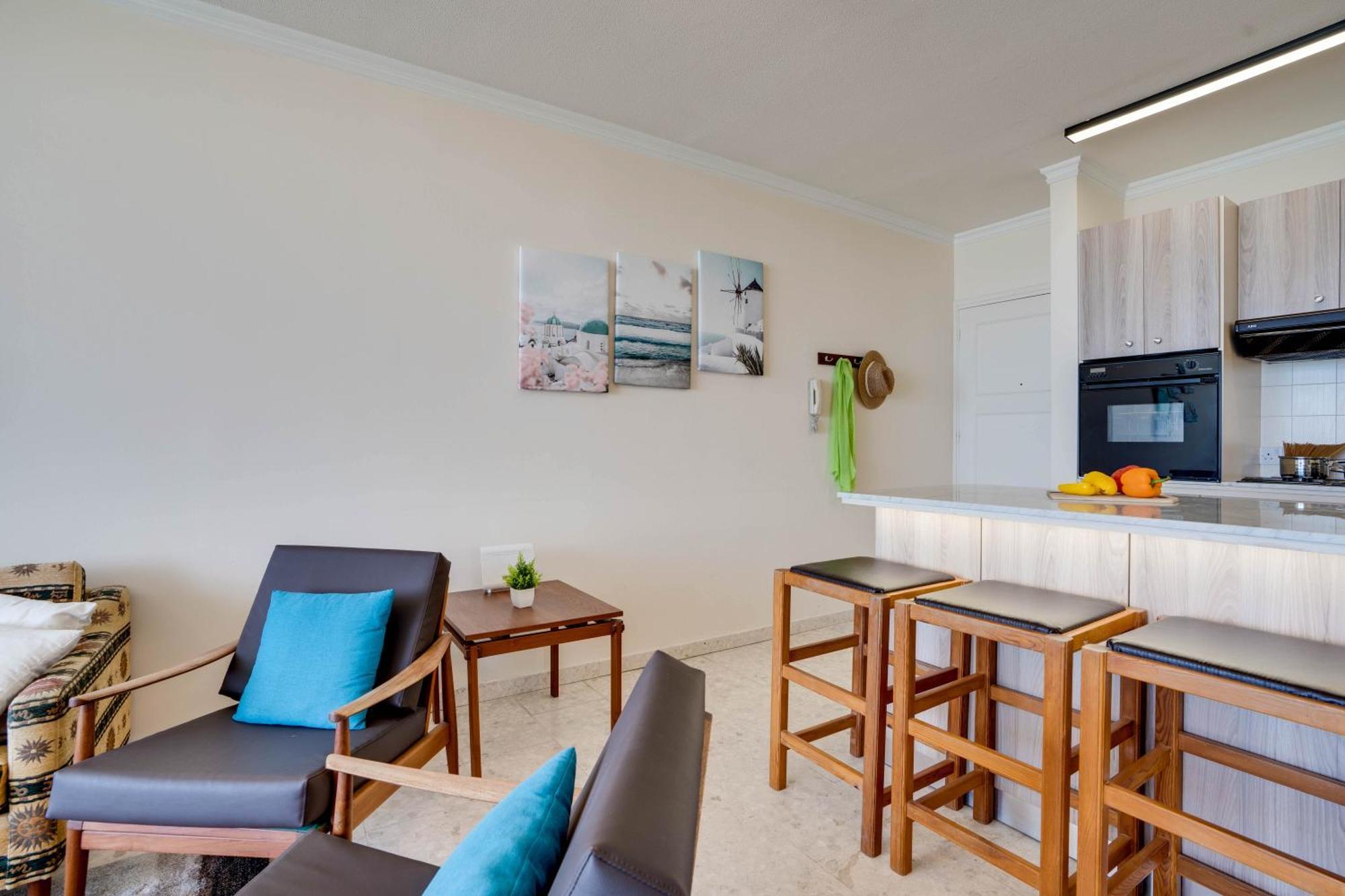 לרנקה Makenzy Sandy Beachfront Paradise מראה חיצוני תמונה