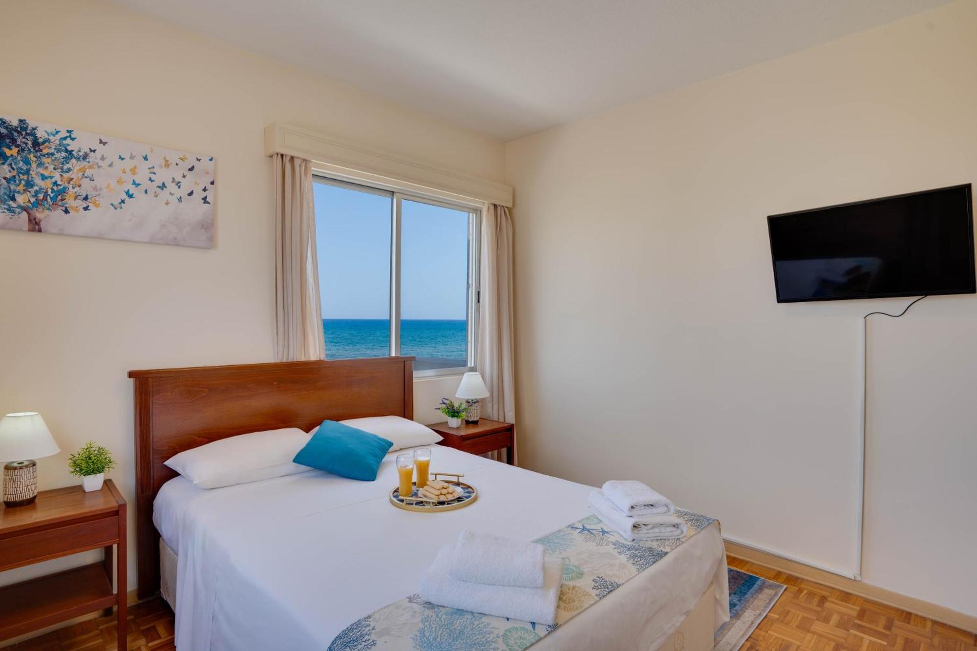 לרנקה Makenzy Sandy Beachfront Paradise מראה חיצוני תמונה