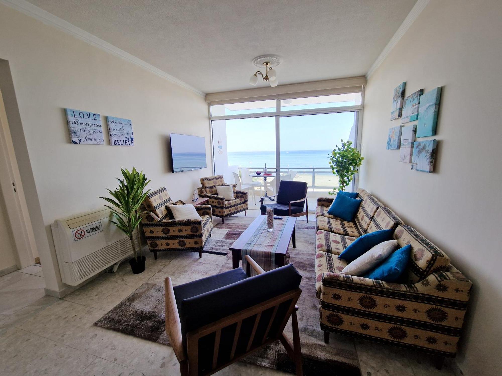 לרנקה Makenzy Sandy Beachfront Paradise מראה חיצוני תמונה